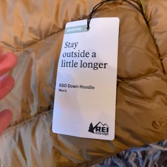 REI NWT MENS DOWN HOODY JACKET. Size MEDIUM - Picture 12 of 16